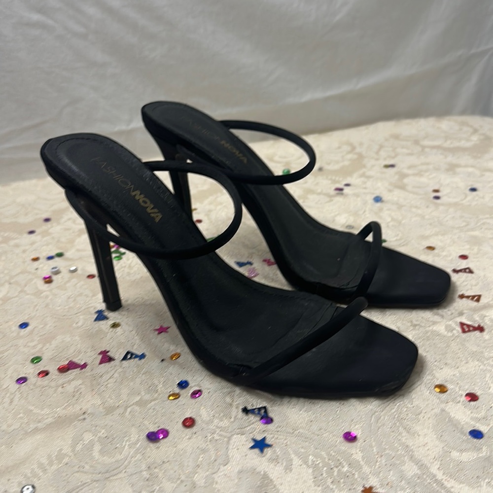 Fashion nova black slip in heels, 4 inch heels size 7 1/2